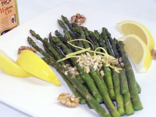 Spring and summer are the perfect times to enjoy Washington-grown asparagus. There are several different ways to prepare asparagus.