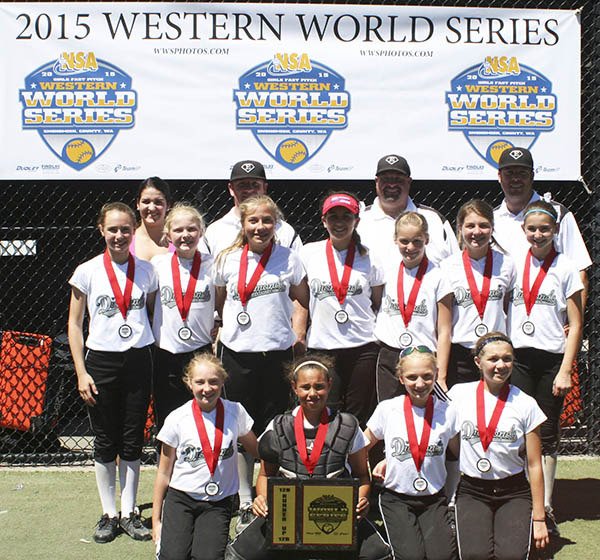 The Elite Diamonds Girls Fastpitch 12U team finished second in the B Division at the NSA Western World Series Tournament held in Snohomish County. The team concluded a successful season