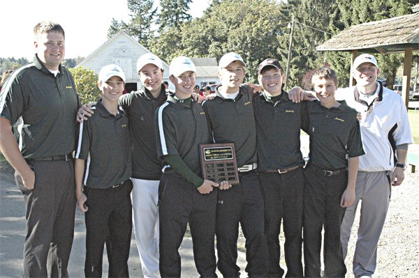 The Redmond High boys' golf team won the 4A District Championship at Snohomish Golf Course on Tuesday