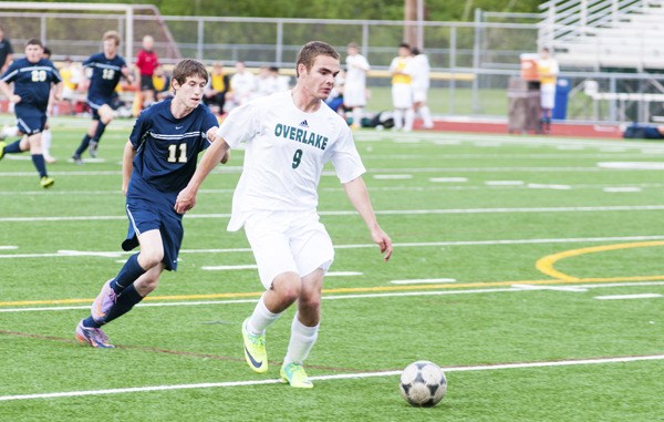 The Overlake School senior Gavin Mackinlay scored two goals in the Owls’ 9-0 win against Seton Catholic of Vancouver