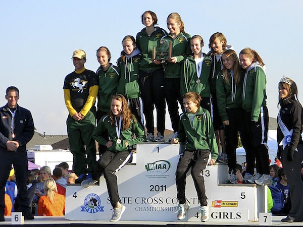 The Redmond High girls' cross country team placed third at last Saturday's 4A state meet