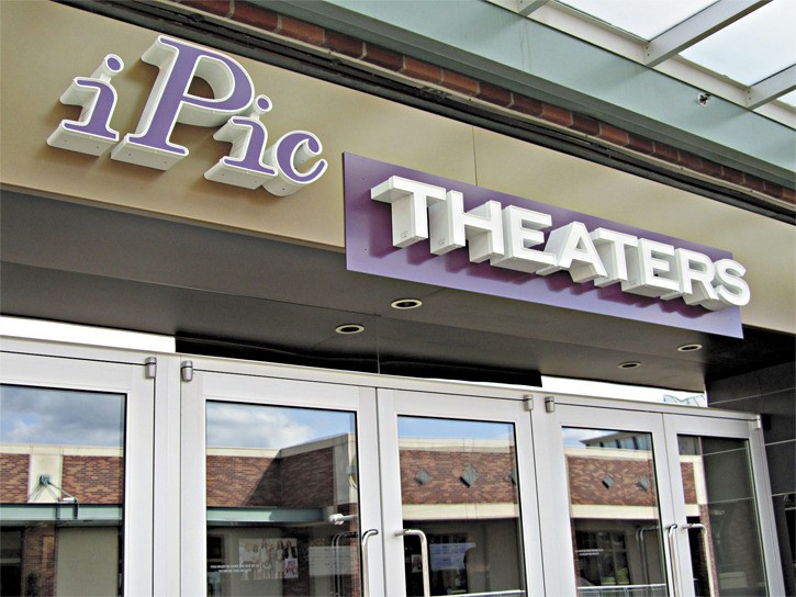 ipic theaters redmond.wa