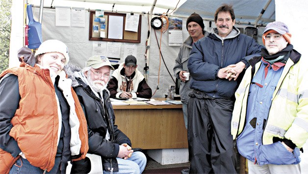 Tent City 4 residents