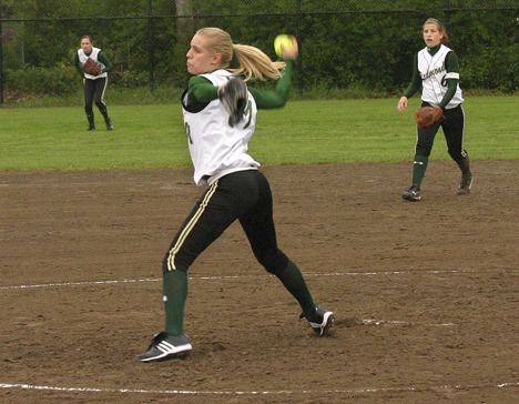 Mustangs' starter Emily Graves had a quality start in Redmond's 3-1 loss to Inglemoor on Friday afternoon. Graves pitched a complete game and surrendered three runs on five hits while walking just two batters.