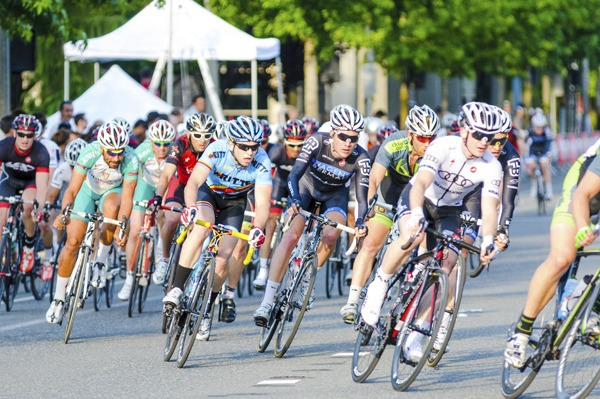 Ian Crane of the Hagens Berman team won this year's Derby Days Criterium in the Elite Men's category and a $1