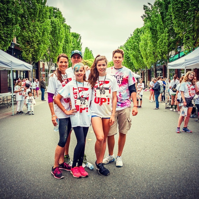 Participants enjoy last year’s Redmond Color Run for Heart. Courtesy of Jessica Morgan