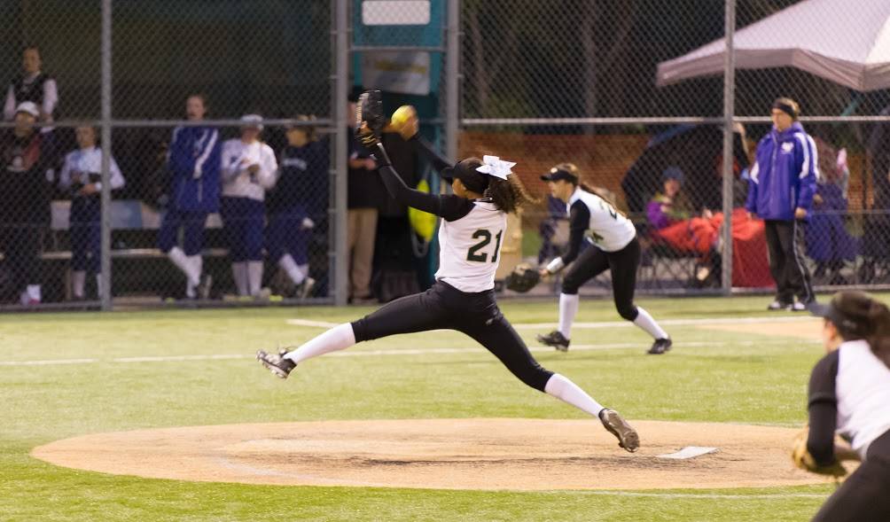 Redmond pitcher Kiki Milloy fires away in a 5-1 victory over Lake Washington. Courtesy of Eric Chen