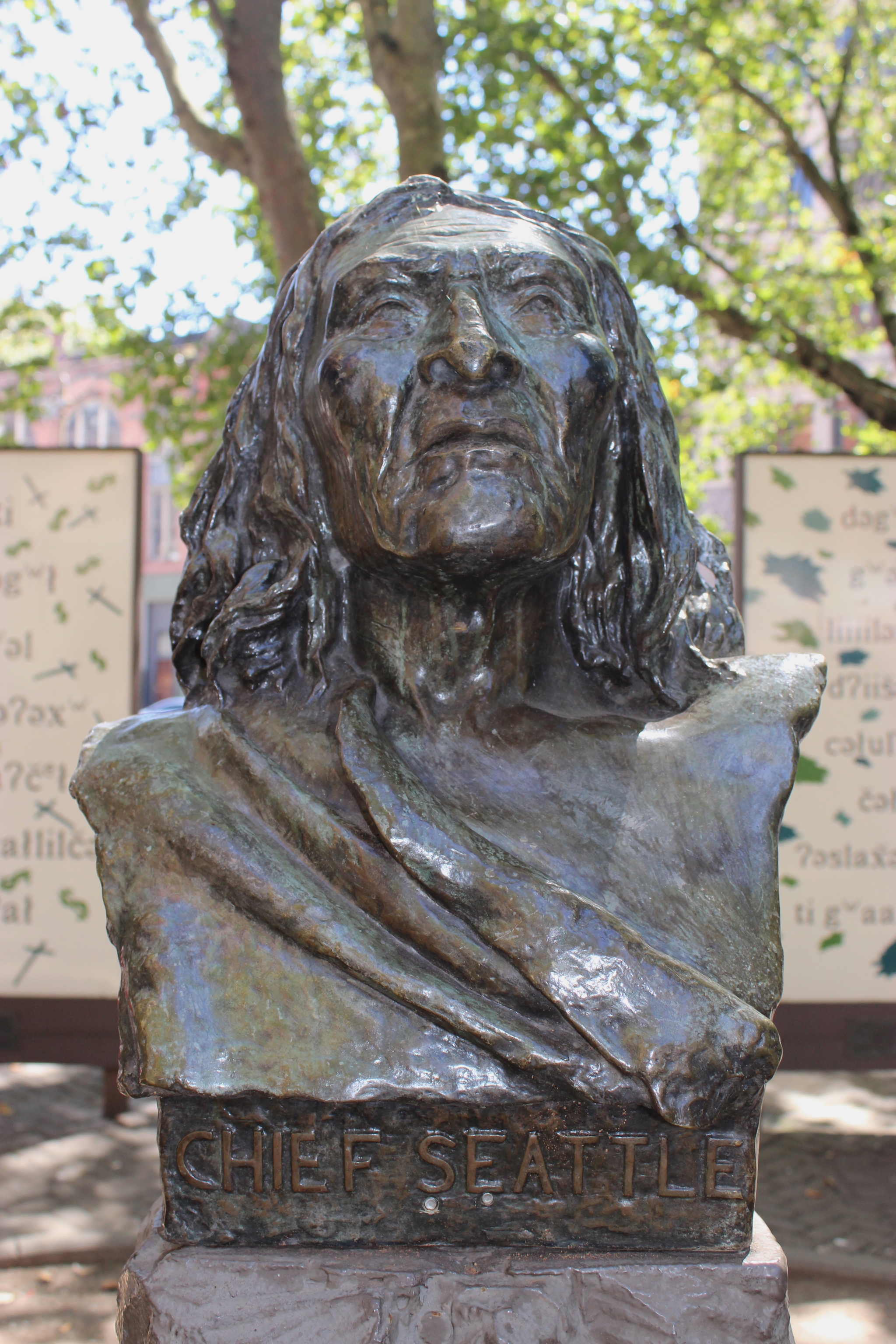 A bust of Duwamish Chief Si’ahl, better known by his anglicized name Chief Seattle. Photo by Kelton Sears