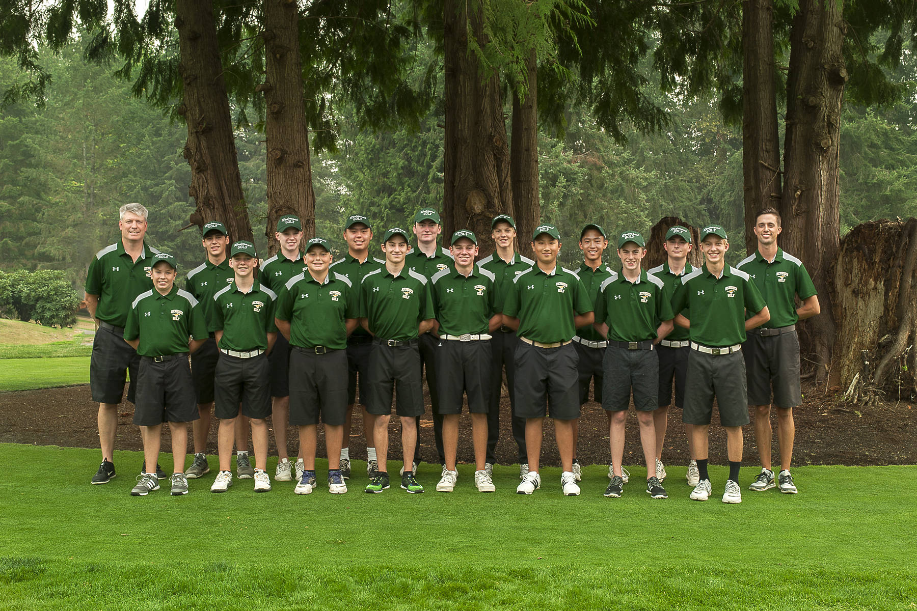 Redmond boys golfers win 2A/3A medalist tourney