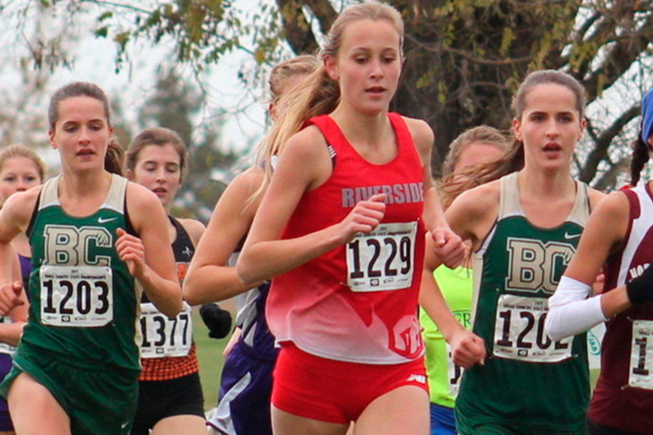 Redmond runners take on the state cross country competition