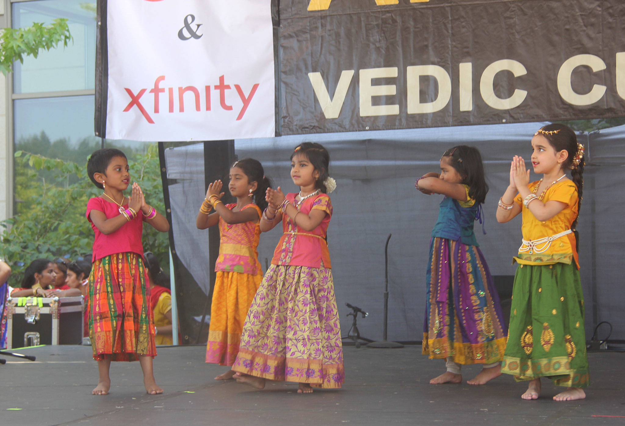 Indian festival draws thousands to Redmond