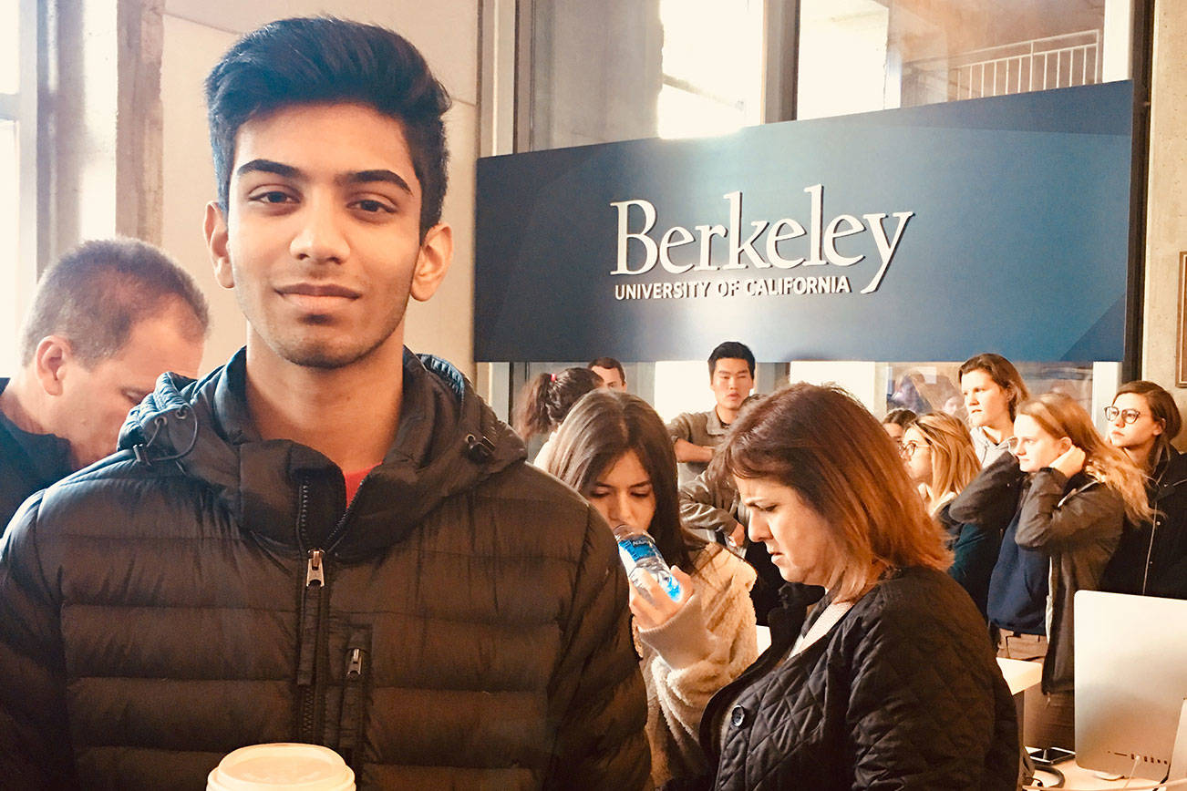 Redmond’s Singla achieves top ACT score