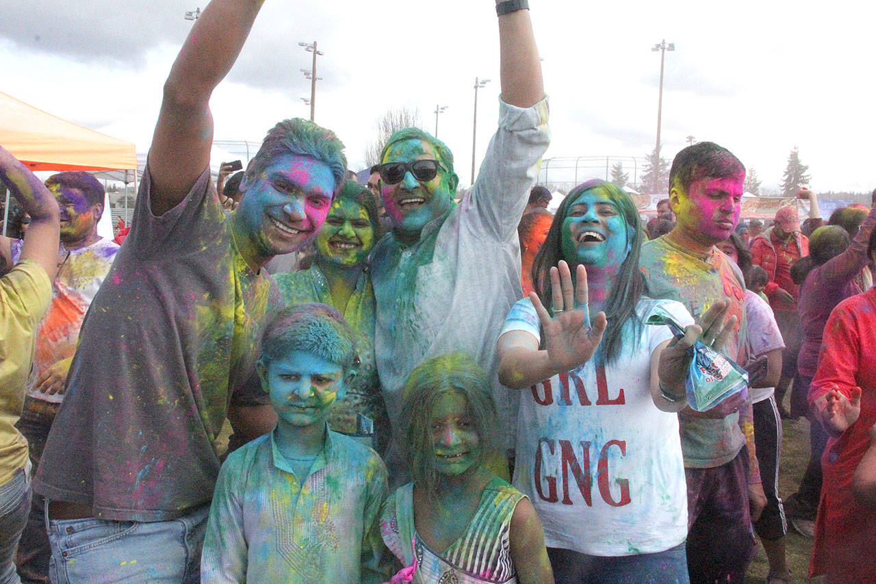 Annual Festival of Color attracts thousands