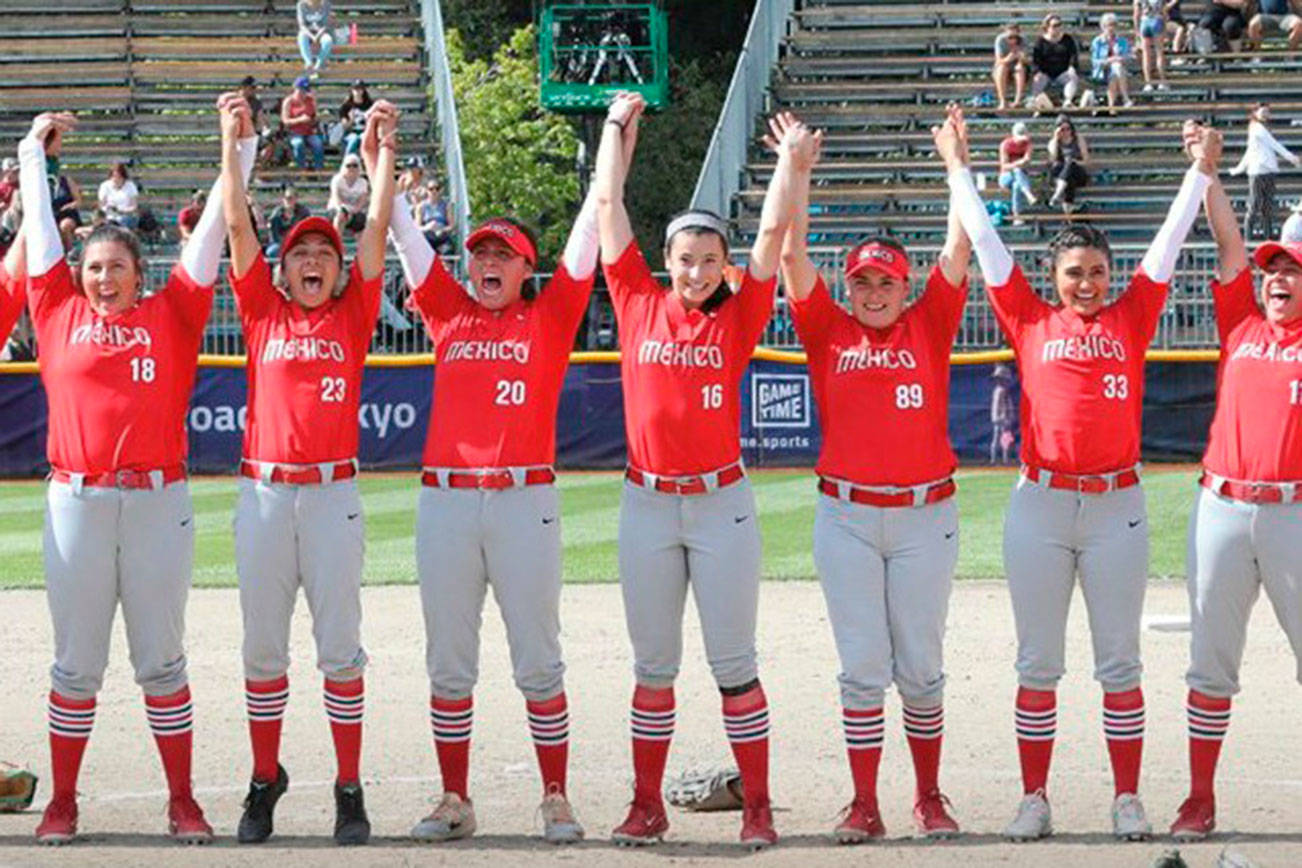 Forbes qualifies for Olympics with team Mexico national softballers