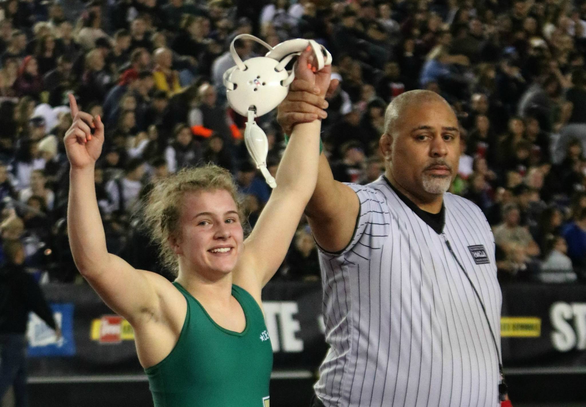 Finally a state first for Redmond’s Williams