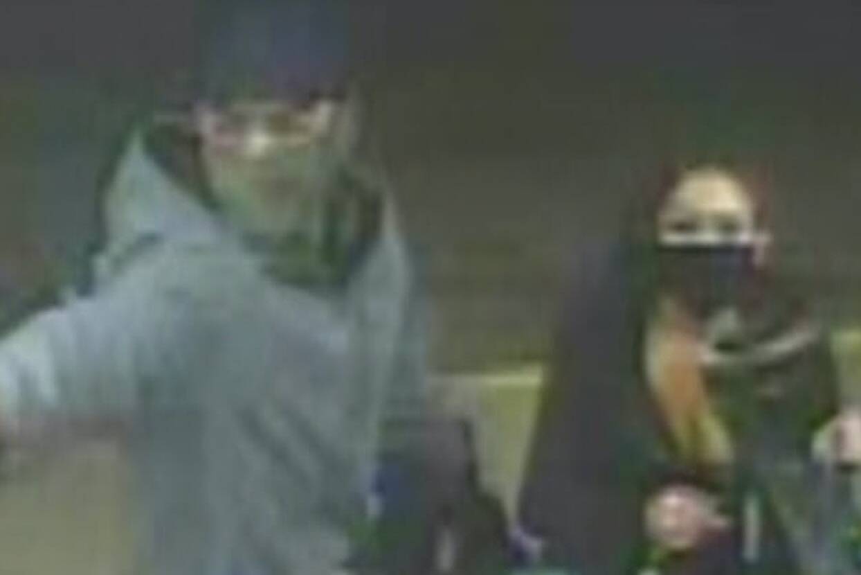 Robbery suspects (Courtesy of Redmond Police Department)