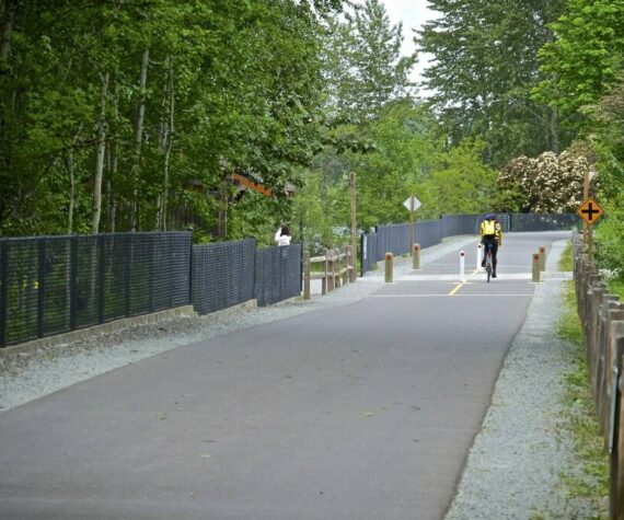Another completed segment on the East Lake Sammamish Trail. The trail provides a 12-foot pavement path with a two-foot gravel shoulder on each side. (Photo courtesy of King County Parks)