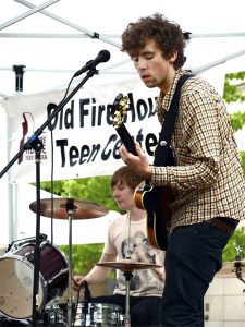 Ambulance guitarist and vocalist