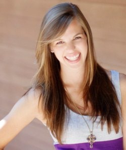 Redmond High School senior Rachael Rosen is training and fundraising for 'Rachael Rosen's Wounded Warrior Ride