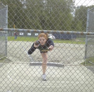 Redmond High School senior Jessica Kinssies broke a 25-year-old school shot put record at Saturday's Larry Eason Invitational at Snohomish High School.