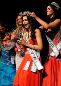 Cassandra Searles of Redmond was crowned 2013 Miss Washington USA last weekend at the Highline Performing Arts Center in Burien. The 24-year-old is a University of Washington