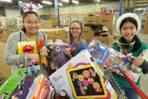 Stella Schola students and alumni volunteer to help Forgotten Children’s Fund