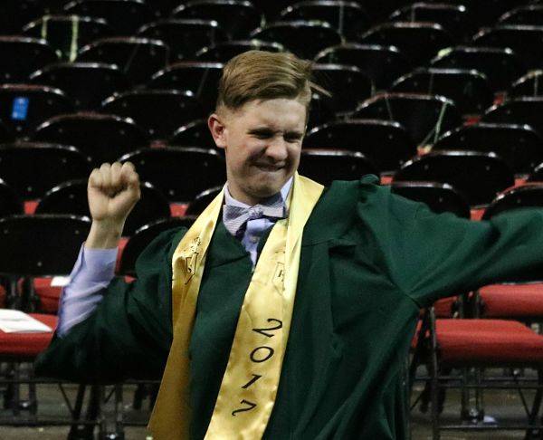 Redmond High graduates bask in the spotlight at KeyArena