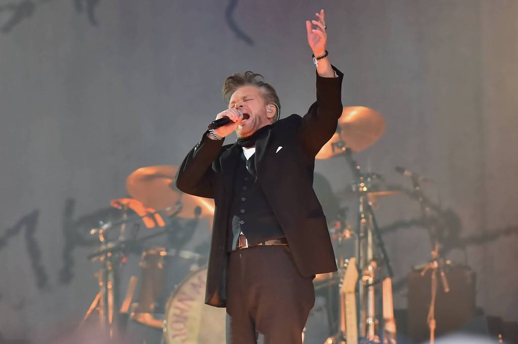 With Mellencamp leading the way, Redmond becomes small-town USA for one evening | Review