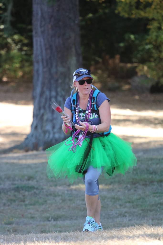 Cheering for Komen 3-Day walkers at Idylwood Park