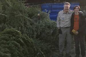 Scouts, recycler team up on Christmas tree project