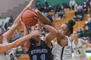 Redmond girls notch regular-season title