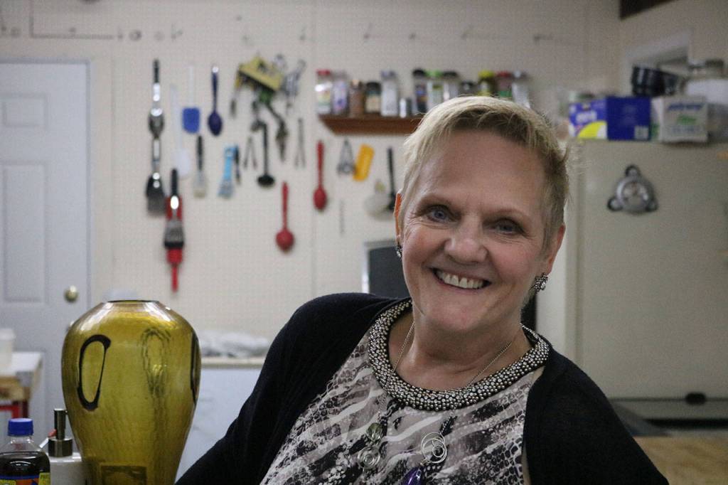 Cindy Booth owns Dunnies cafe in the Yard Birds Mall in Chehalis. Aaron Kunkler/Staff Photo