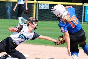 Central defeats Redmond at Junior Softball World Series