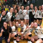 Overlake wins league volleyball tourney, qualifies for state