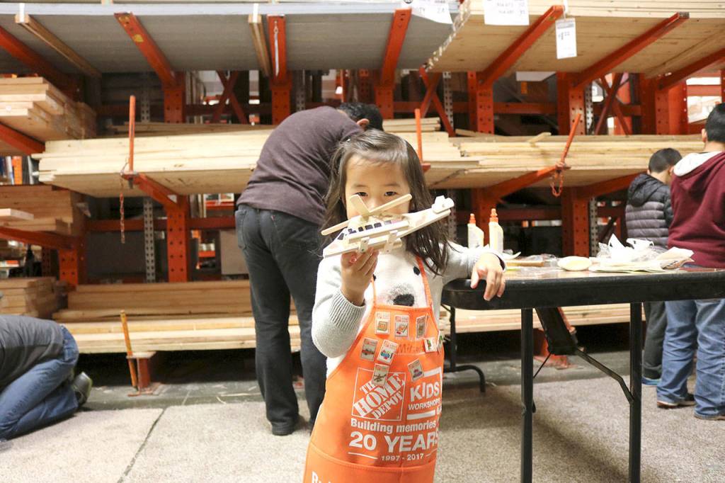 There were around 400-500 kids building helicopters on Saturday, Nov. 3. Every kid received a certificate of achievement, a workshop apron and a commemorative pin. Stephanie Quiroz/staff photo.