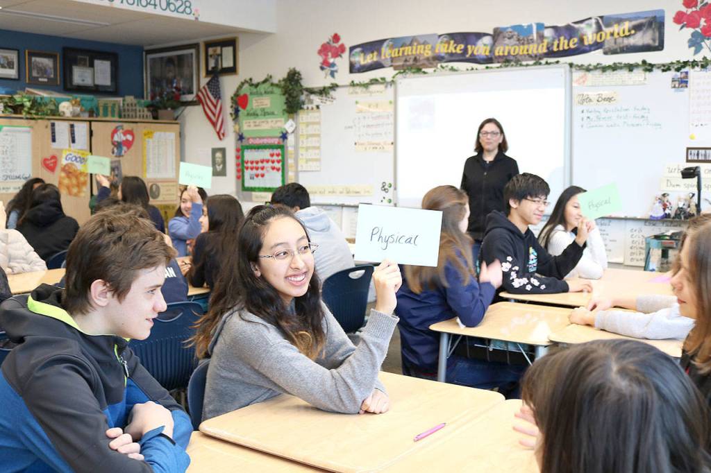 Rep. Suzan DelBene led the students in a class activity identifying physical and chemical change on Feb. 20. Stephanie Quiroz/staff photo