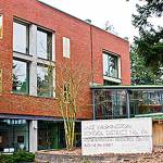 LWSD Resource Center. Photo by Jason Rothkowitz 2010