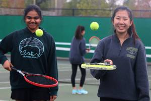 Redmond High seniors make shots, give advice