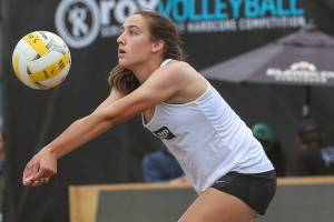 Redmond’s Ferch digs the beach-volleyball scene