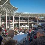 Spectators gather for Redmonds traditional Thrill the World event. Photo courtesy of Jessica Morgan/Redmond Town Center