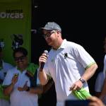 Orcas captain Heinrich Klaasen talks to fans at Maymoor Park. Ben Ray / The Reporter